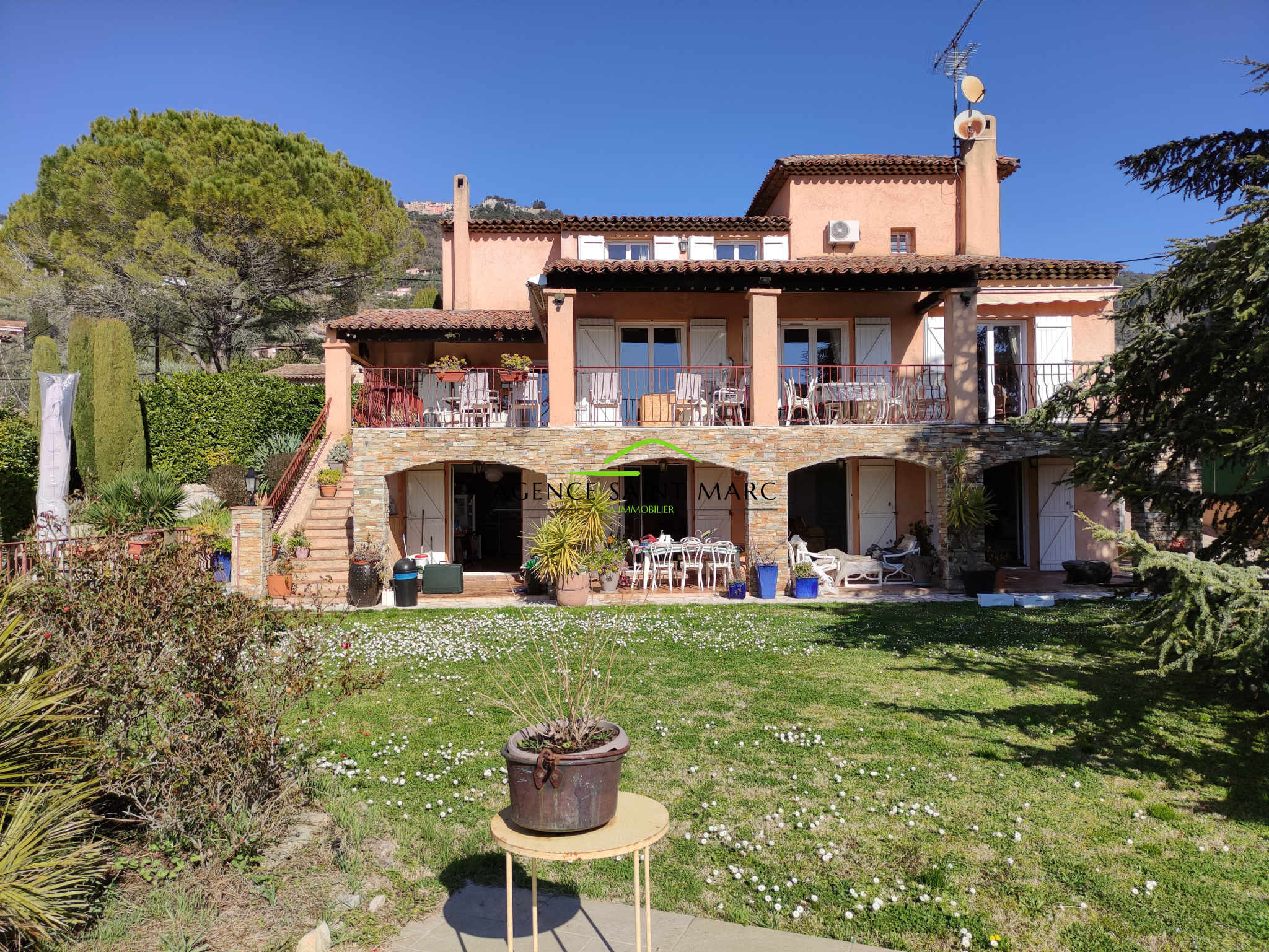 Agence immobilière de AGENCE SAINT MARC